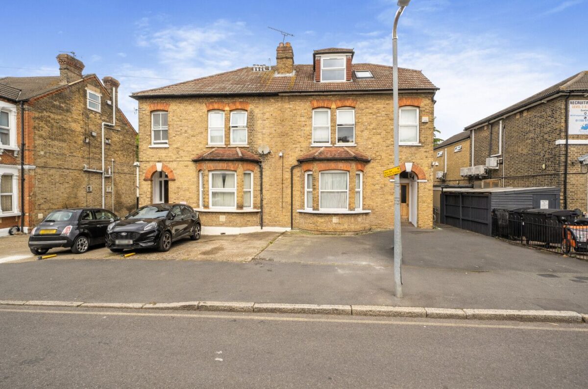 Eastern Road, Romford