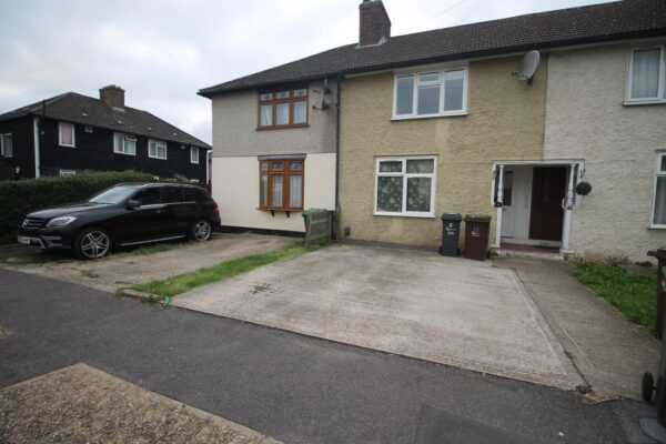 Sterry Road, Dagenham, RM10