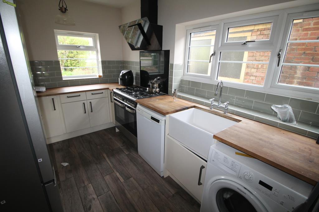 Eastern Avenue East, Romford, RM2