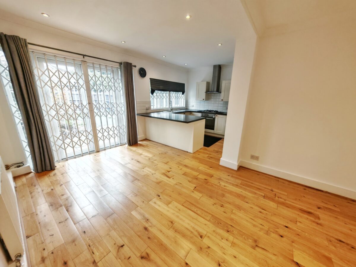 South Street, Romford, RM1