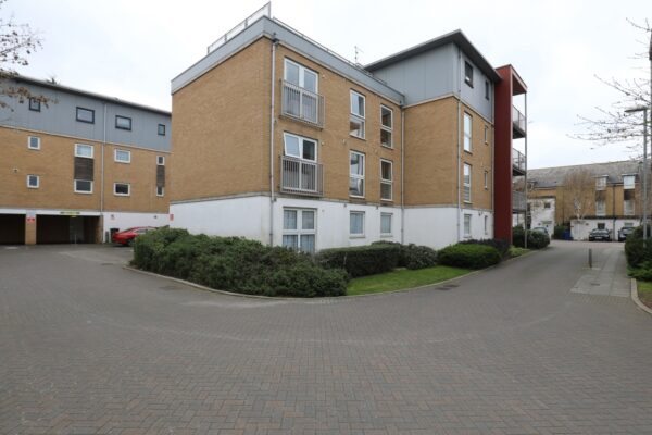 Saxton Close, Grays, Essex, RM17