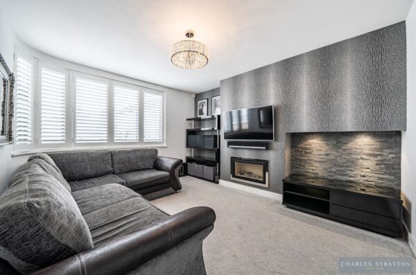 Eyre Close, Gidea Park