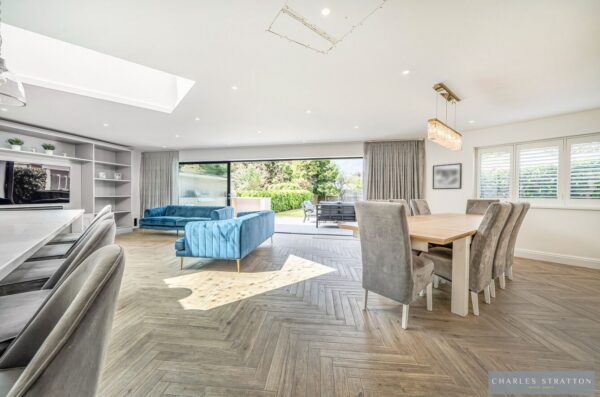 Eyre Close, Gidea Park