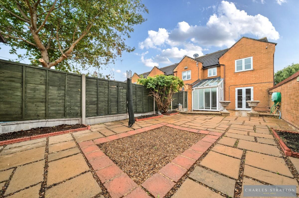 Landseer Close, Hornchurch