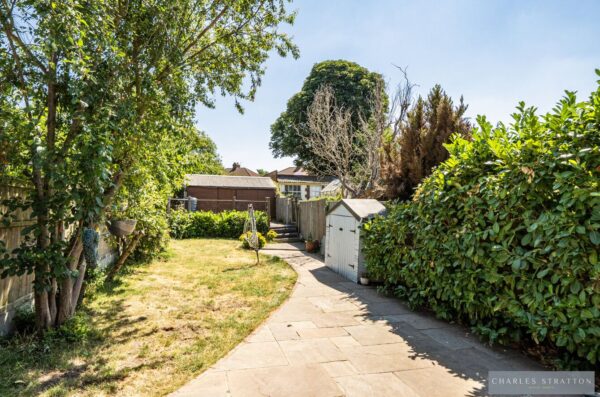 Stanley Avenue, Gidea Park