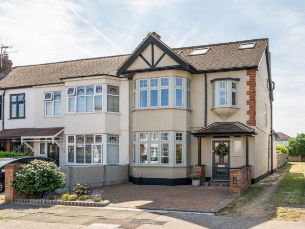 Stanley Avenue, Gidea Park
