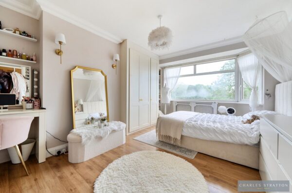 Netherpark Drive, Gidea Park