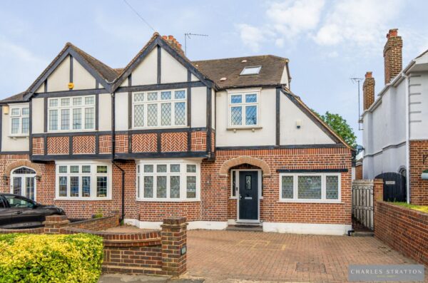 Netherpark Drive, Gidea Park