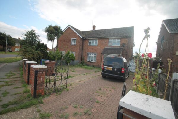 Longhouse Road, Chadwell St Mary , RM16