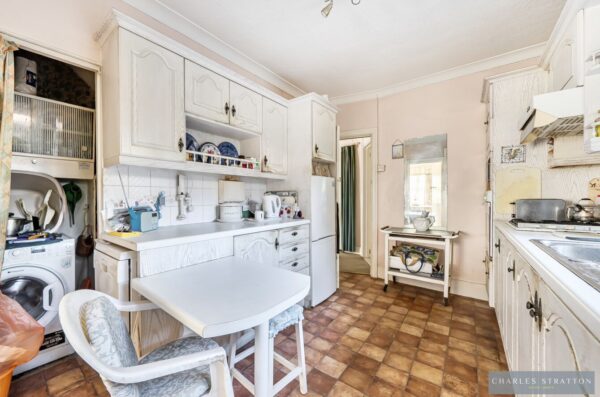 Balgores Crescent, Gidea Park