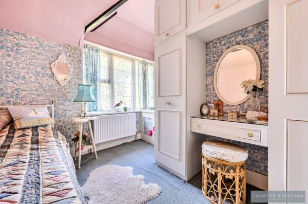 Balgores Crescent, Gidea Park
