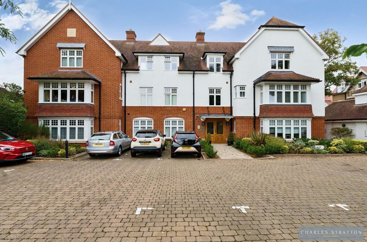 Highlands Apartments,  Gidea Park