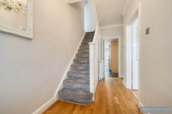 Belgrave Avenue, Gidea Park