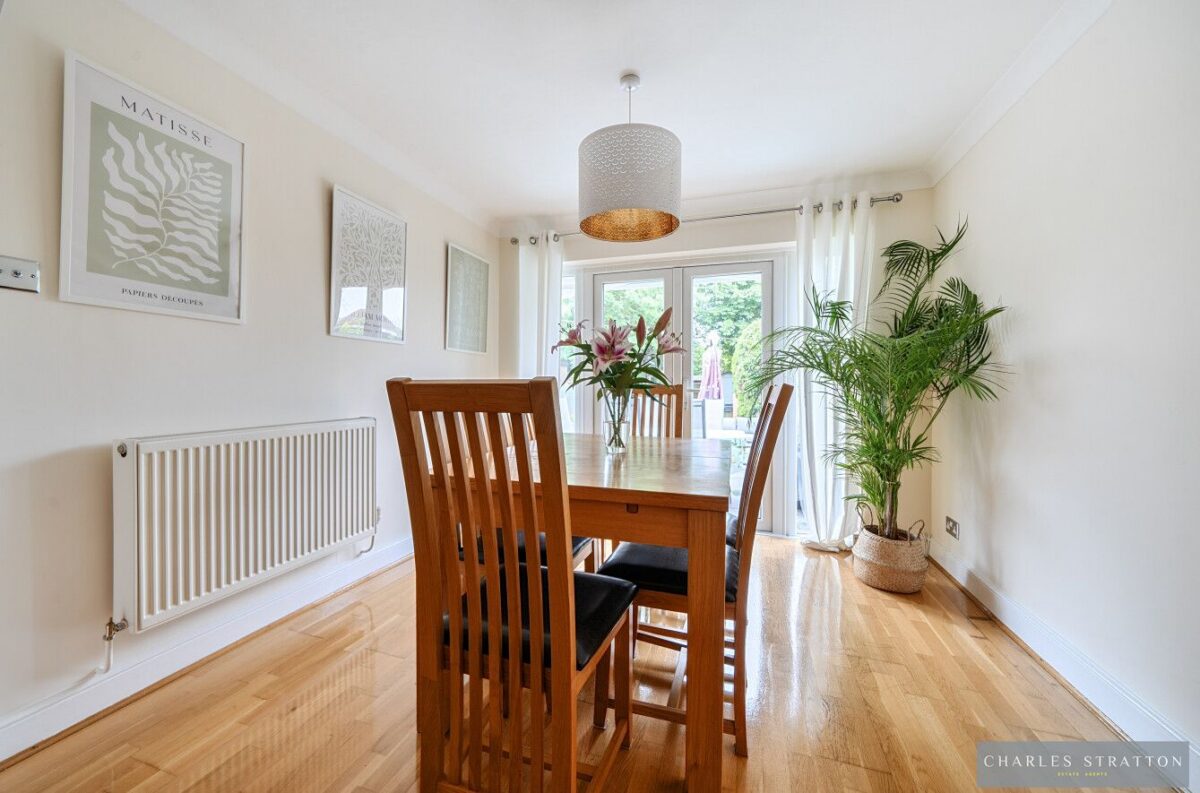 Belgrave Avenue, Gidea Park