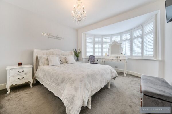 Belgrave Avenue, Gidea Park