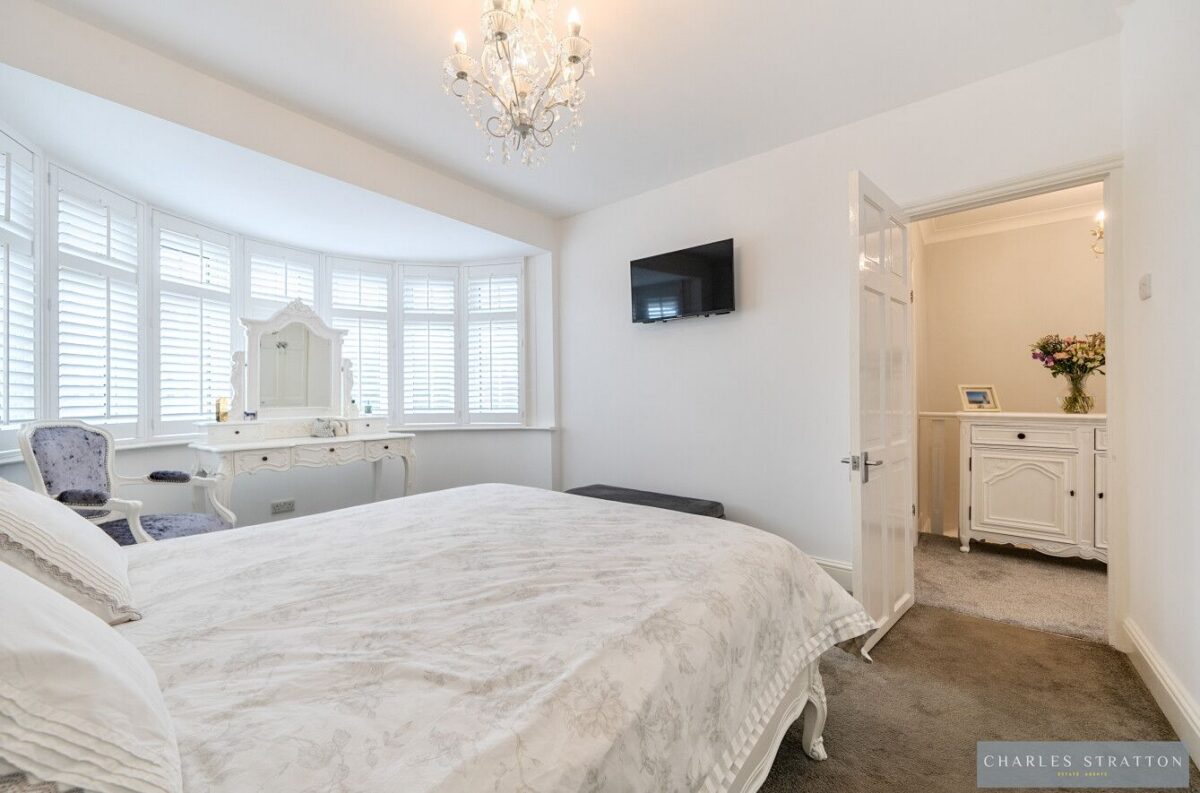 Belgrave Avenue, Gidea Park