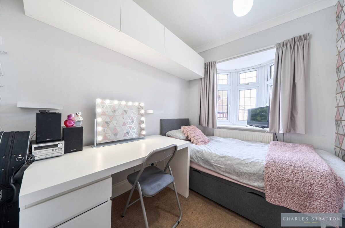 Woodfield Drive, Gidea Park
