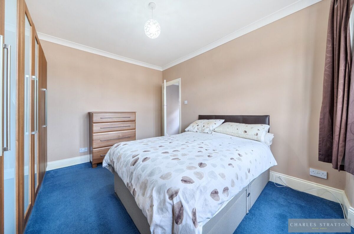Woodfield Drive, Gidea Park