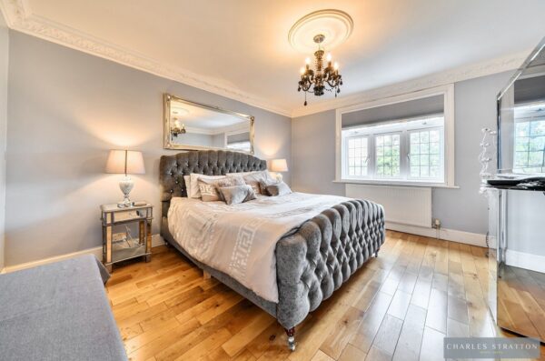 Edward Close, Gidea Park