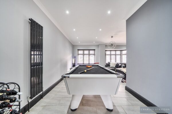 Edward Close, Gidea Park