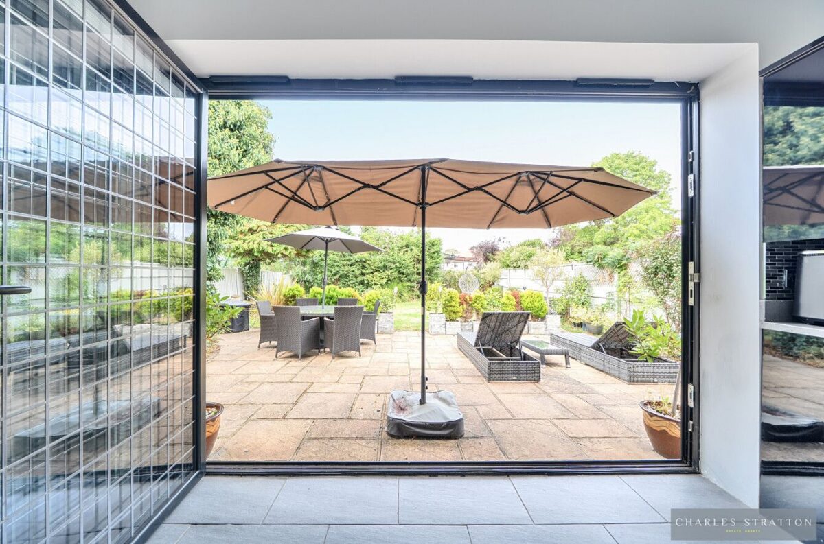 Edward Close, Gidea Park