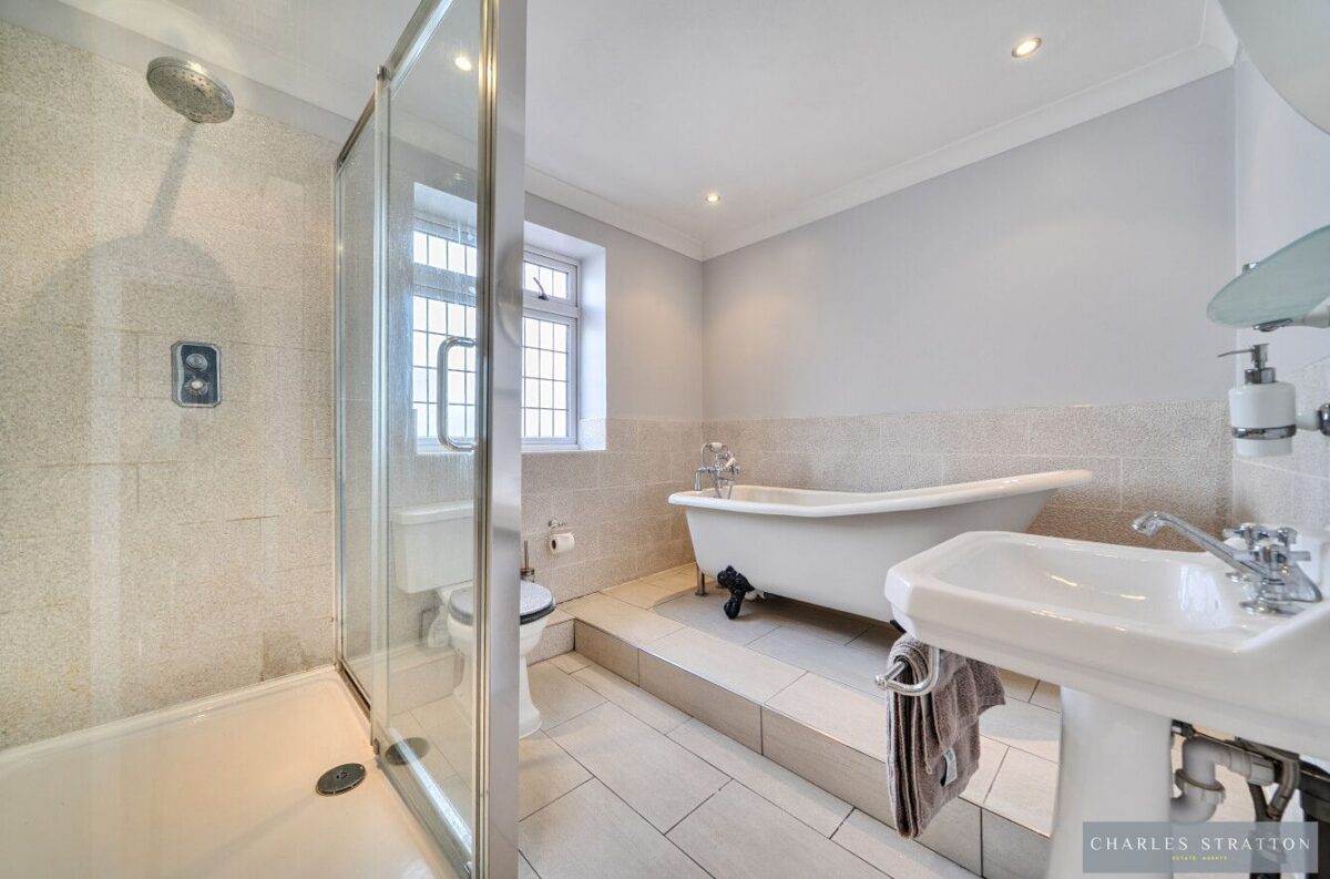 Edward Close, Gidea Park