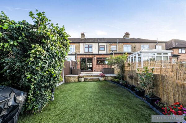 Carlton Road, Romford